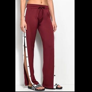 ✨Zumiez Rip Away Sweat Pants